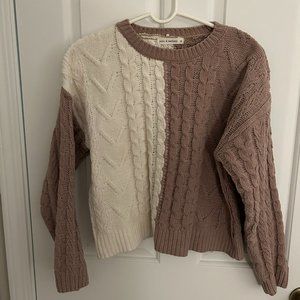 Moon & Madison Cable Knit Sweater - Medium